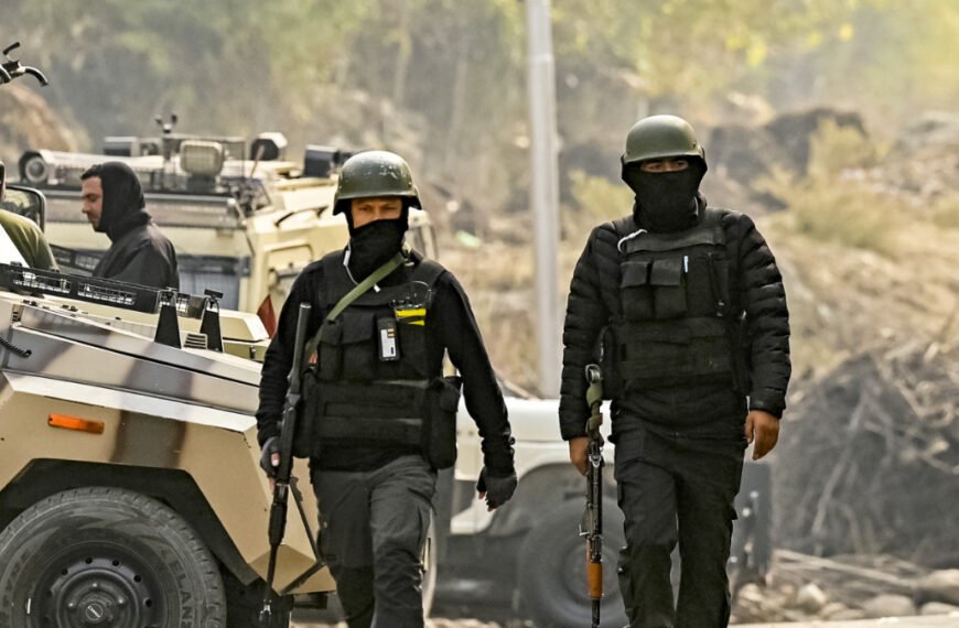 Epstein, Pakistan Özel Kuvvetleri'nin Suudi-Yemen Sınır Planını Bildi