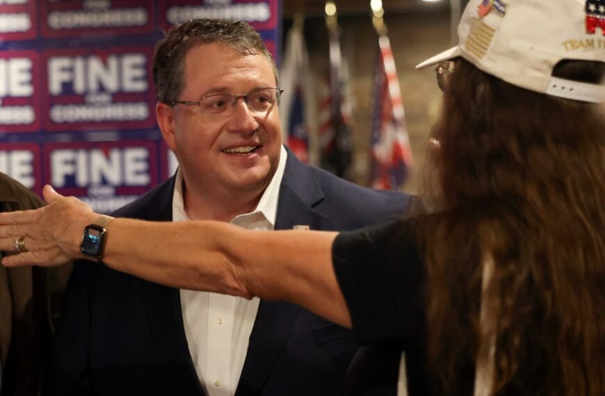 Sivil haklar grubu, Müslüman karşıtı milletvekili Randy Fine'a dava açtı