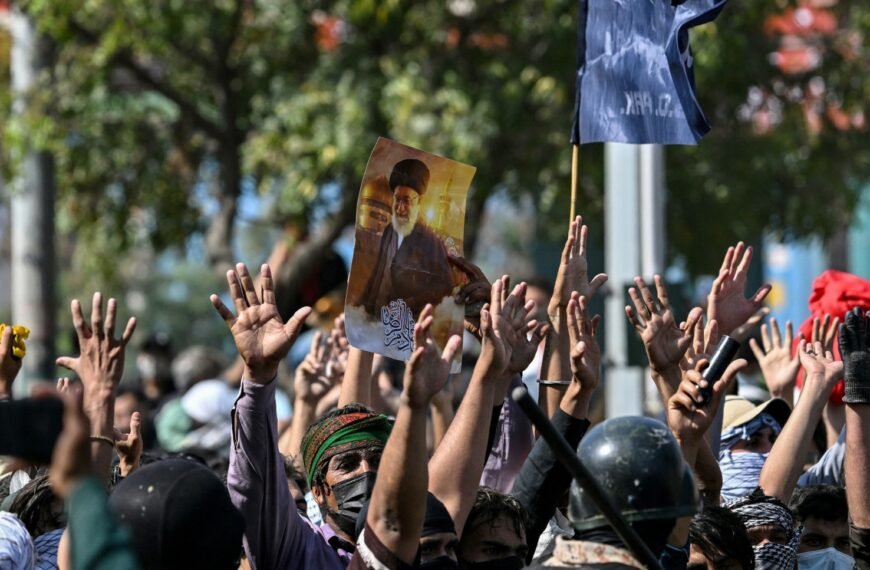 Pakistan'da Ayetullah Ali Khamenei'nin Ölümünden Sonra 23 Gösterici Öldü